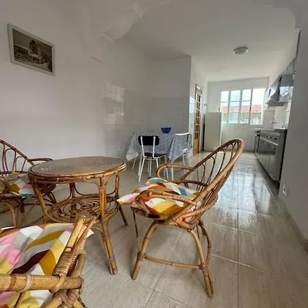 Piso Calle Rollo Apartment